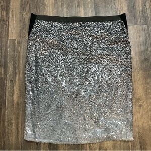 Pure Collection Silver Ombre Sequin Fitted Pencil Skirt
Evening Party Holiday 16